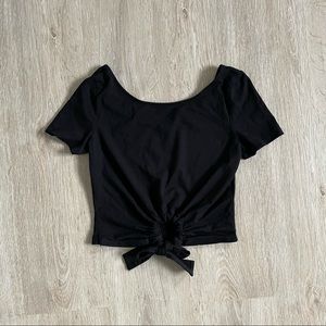 GUESS Crop Tee